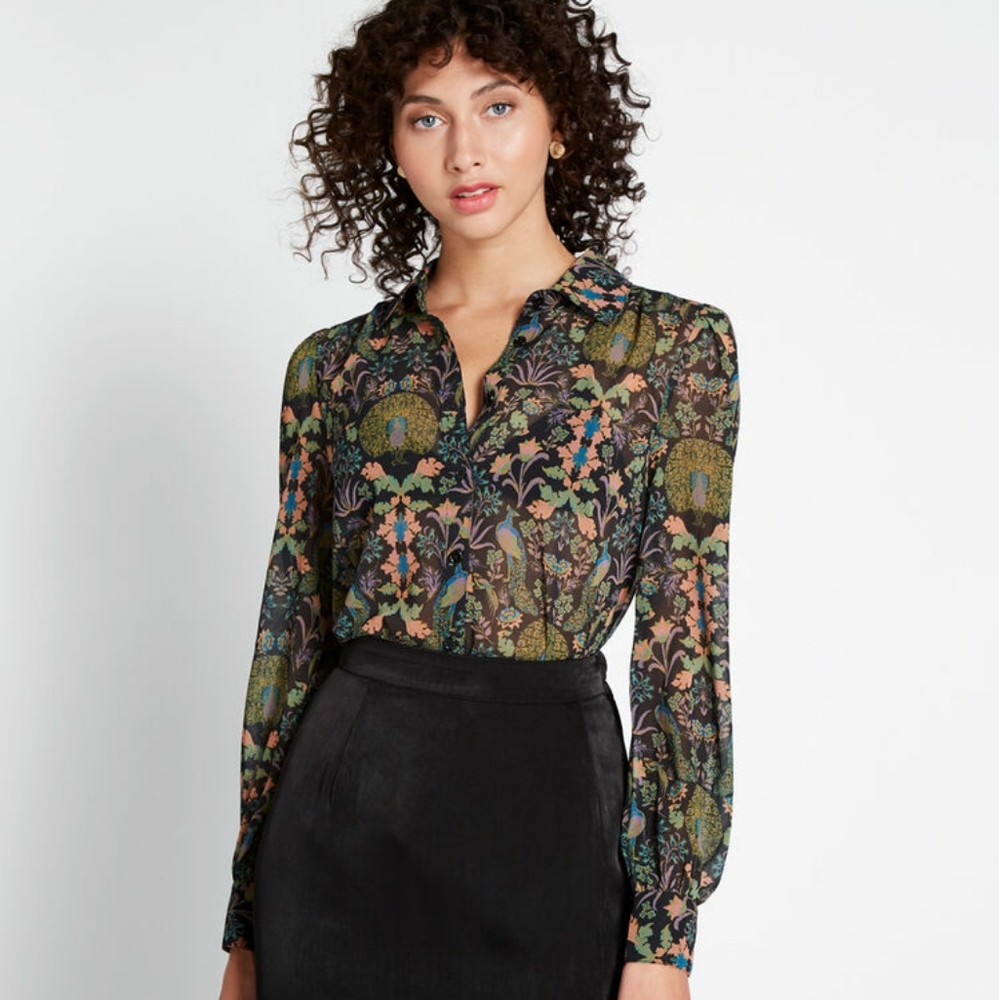 NWT Modcloth Buzzworthy Peacock Floral Blouse M